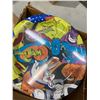 Image 2 : 2 boxes space jam plates