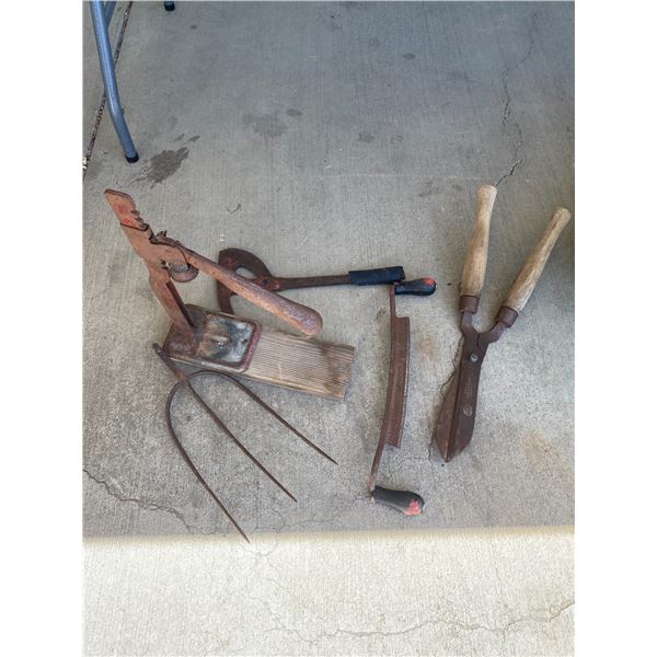 Yard tools ect