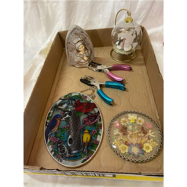 Lot collectibles and two hole punchers