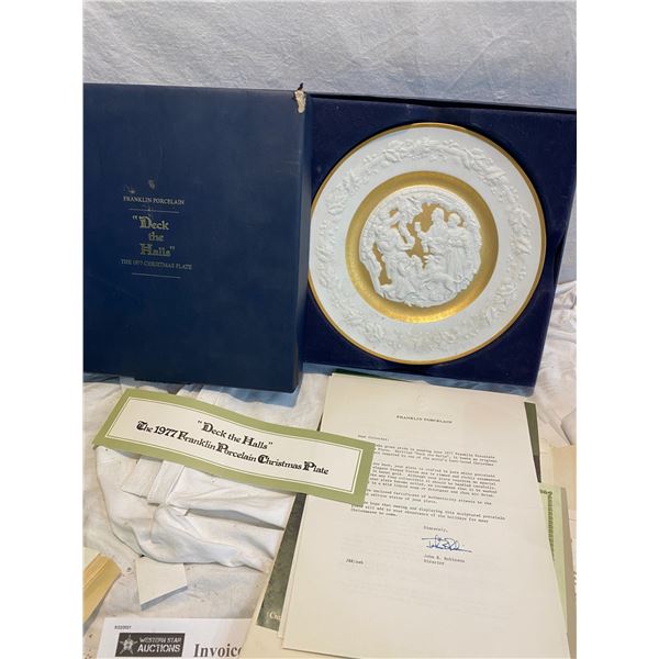 Deck the Halls 1977 Franklin Porcelain plate
