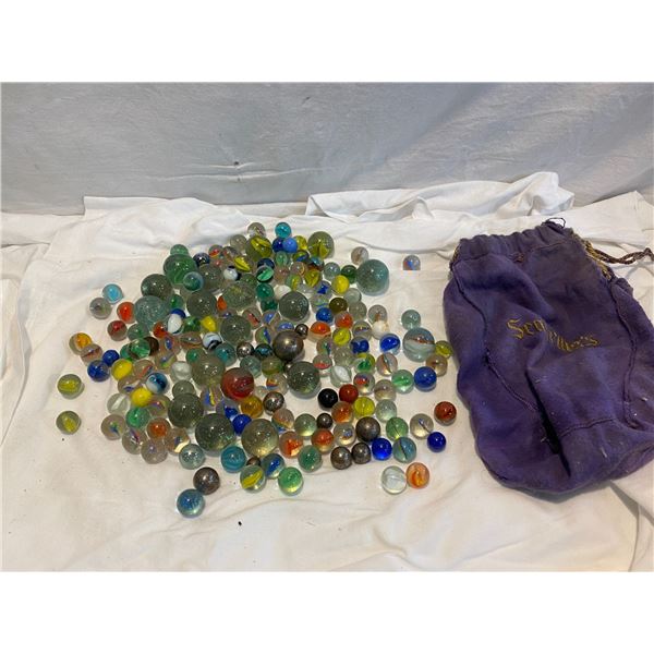 It ov vintage marbles