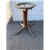 Image 1 : Rustic plant stand