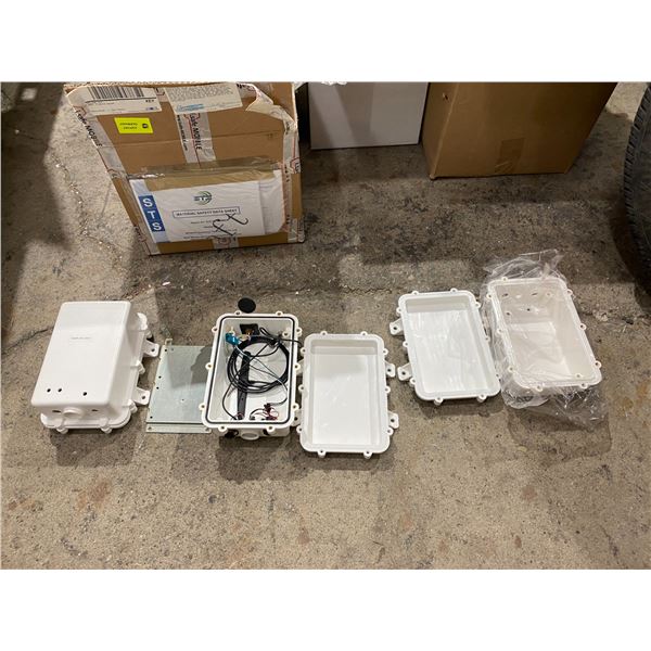 Sealing containers some have wires most are empty