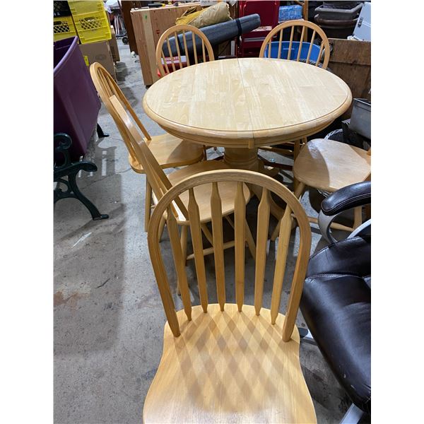 Table and 6 chairs and leaf