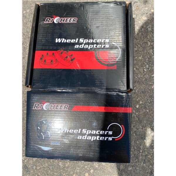 Wheel spacer adaptor