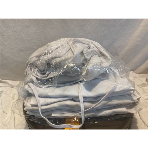 Lot of bibbed aprons 12