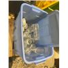 Image 1 : Glasses and small dishes and bin