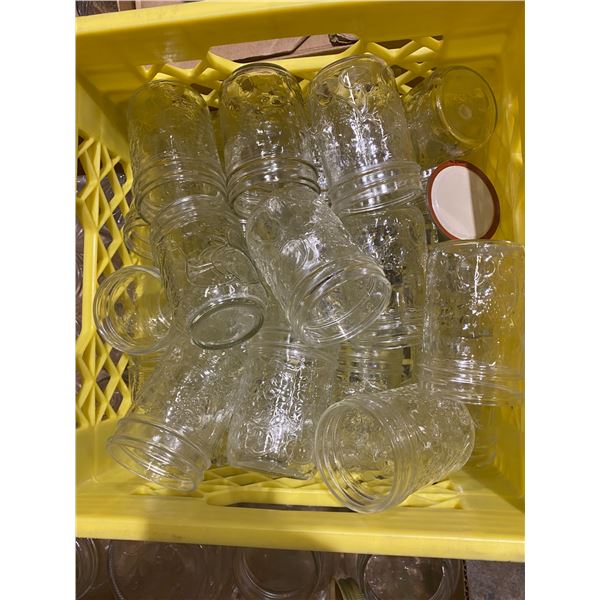 Crate small canning jars