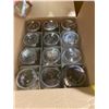 Image 1 : 12 canning jars