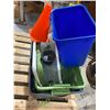 Image 1 : Lot of bins