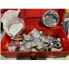 Image 1 : Toolbox and contents