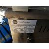 Image 8 : Vacuum sealer with rolling stand and bags model mvs41x made in Italy by minipack-Torre - working