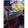 Image 1 : GULF SUPERPLUS OW30 OIL AND TRAY OF PARTS BINS