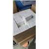 Image 2 : 2 boxes of new feminine sanitary napkin panty liners