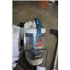 Image 4 : Bissell cyclone vacuum and 2 personal heaters