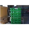 Image 2 : 23 GREEN STACKING TOTES