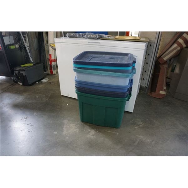 4 storage totes with lids