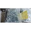 Image 2 : 600 self tapping 4" screws with plastic washers