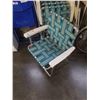 Image 3 : 4 FOLDING LAWN CHAIRS
