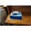 Image 1 : INSIGNIA 27 INCH DESKTOP MOUNT AND INSIGNIA 13-32 INCH TILTING WALL MOUNT