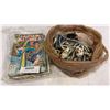 Image 1 : LOT OF COSTUME JEWELRY AND COMIC BOOKS