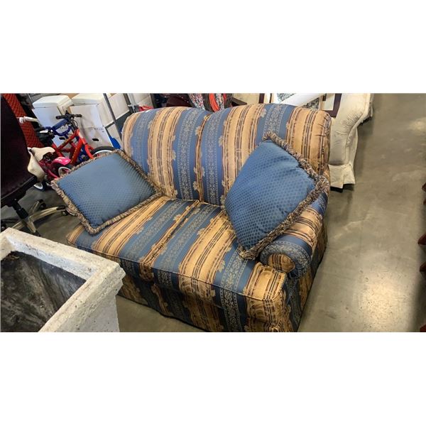 BLUE AND GOLD UPHOLSTERED LOVESEAT