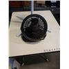 Image 2 : White floor fan and black table fan