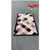 Image 1 : 42 INCH AREA CARPET