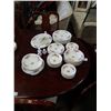 Image 1 : ROYAL ALBERT MOSS ROSE DINNER SERVICE FOR 8  61 PIECES - 8 DINNER PLATES, 8 LUNCHEON PLATES, 8 BREAD