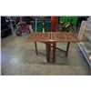 Image 2 : FOLDING WOOD PATIO TABLE