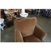 Image 2 : COUGAR PRINT UPHOLSTERED ARMCHAIR - 38 INCHES WIDE