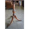 Image 4 : DUNCAN PHYFE PARLOUR TABLE