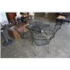 Image 1 : METAL PATIO TABLE WITH 4 CHAIRS