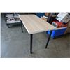 Image 4 : WOOD FINISH IKEA TABLE