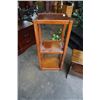 Image 4 : 3 TIER SHELF AND WOOD MAGAZINE RACK