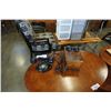 Image 1 : Western electric 1935 desk telephone with bell box