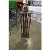 Image 1 : CARVED WOOD FIGURAL CD DVD RACK