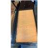 Image 2 : Lockable table top display case
