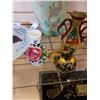 Image 2 : LOT OF VASES, PLATES, AND BOWLS