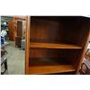 Image 2 : 78 INCH TALL SKLAR PEPLAR BOOKSHELF