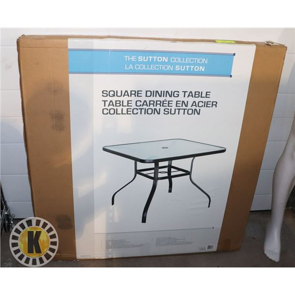 THE SUTTTON COLLECTION SQUARE DINING TABLE