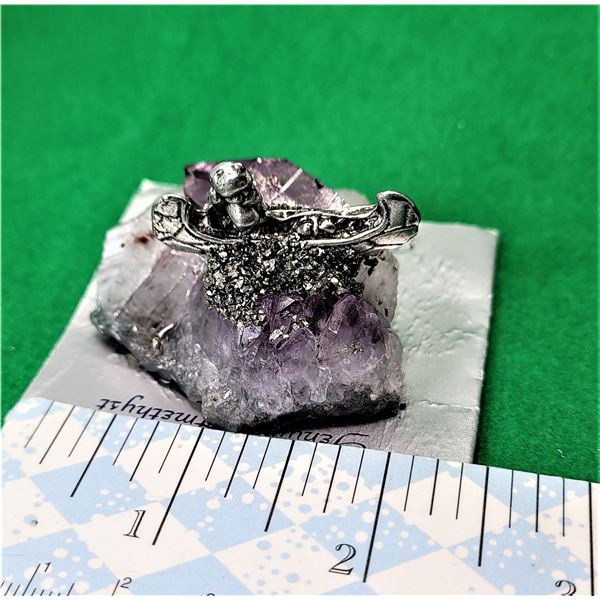 9)  NATURAL AMETHYST WITH A COUR DE BOIS