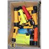 Image 1 : BOX LOT OF FLASHLIGHTS