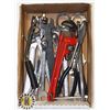 Image 1 : ESTATE BOX OF ASSORTED WRENCHES