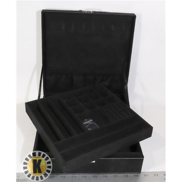 VELVET 2 LAYER JEWELRY BOX WITH KEY
