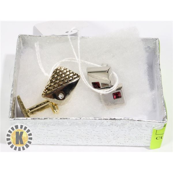 CUFFLINKS. SET OF TWO. (13)