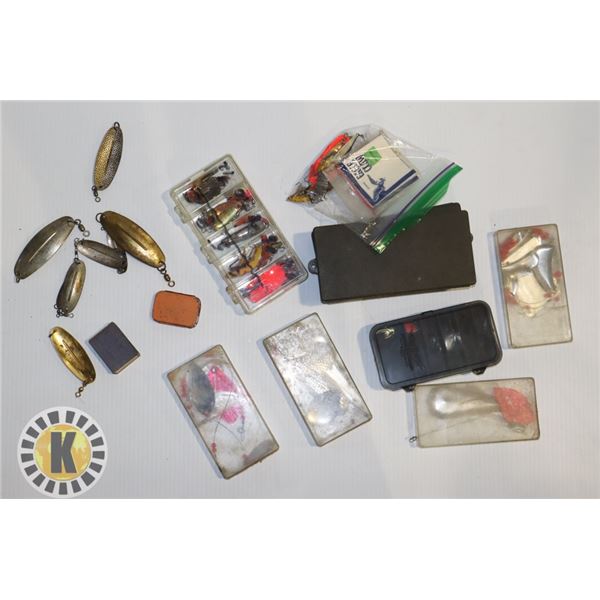 ESTATE BOX OF VINTAGE FISHING SUPPLIES