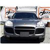 Image 2 : H6B --  2004 PORSCHE CAYENNE TURBO S, Grey , 196759  KM's