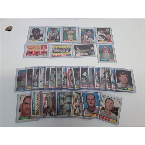 484 --  Lot of 1961 Baseball Cards With Rookie Cards