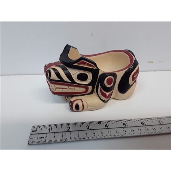 494 --  Northwest Coast First Nations Bowl Bear Motif